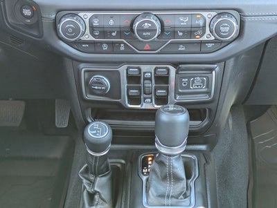 2025 Jeep Gladiator High Tide