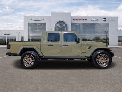 2025 Jeep Gladiator Nighthawk