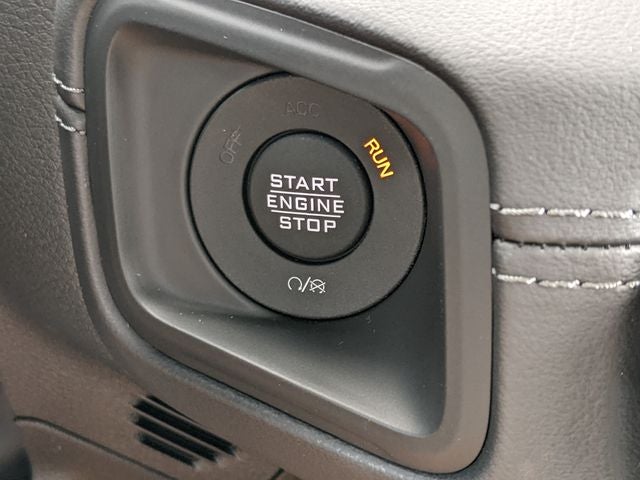 2026 Jeep Gladiator GLADIATOR SHADOW OPS 4X4