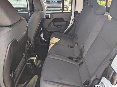 2025 Jeep Gladiator GLADIATOR RUBICON 4X4