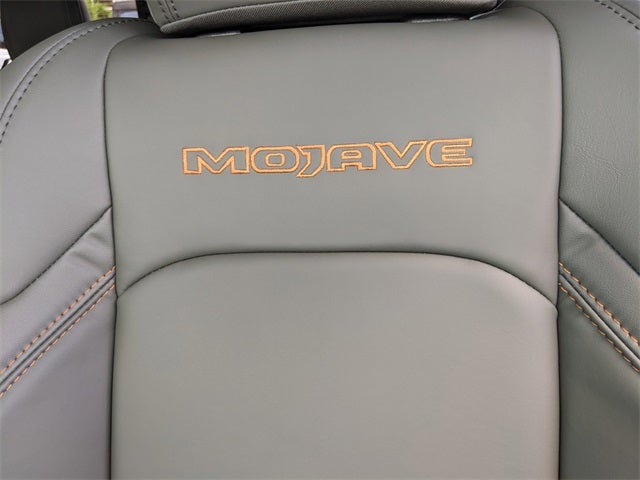 2025 Jeep Gladiator GLADIATOR MOJAVE X 4X4