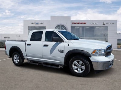 2022 RAM 1500 Classic SLT Crew Cab 4x2 5'7' Box