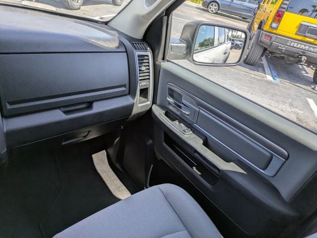 2022 RAM 1500 Classic SLT Crew Cab 4x2 5'7' Box