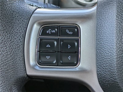 2022 RAM 1500 Classic SLT Crew Cab 4x2 5'7' Box