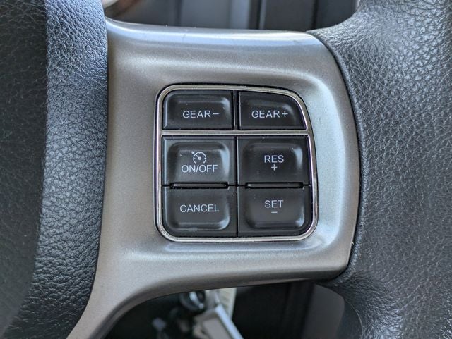 2022 RAM 1500 Classic SLT Crew Cab 4x2 5'7' Box