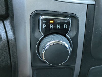 2022 RAM 1500 Classic SLT Crew Cab 4x2 5'7' Box