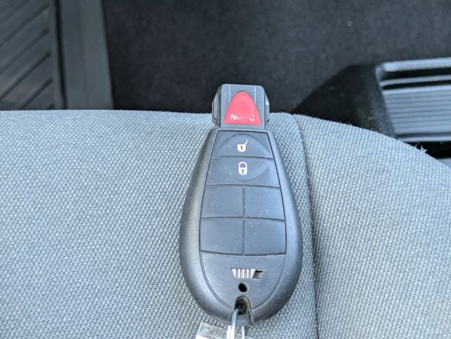 2022 RAM 1500 Classic SLT Crew Cab 4x2 5'7' Box