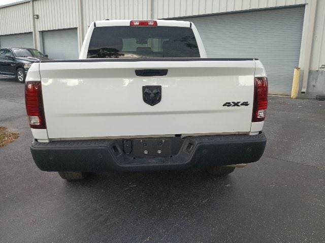 2024 RAM 1500 Classic Warlock Crew Cab 4x4 5'7' Box