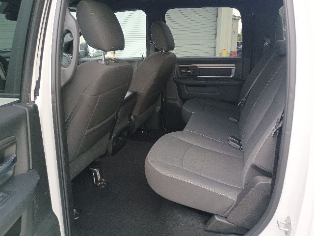 2024 RAM 1500 Classic Warlock Crew Cab 4x4 5'7' Box