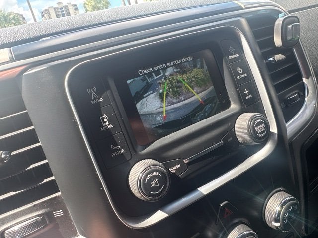2019 RAM 1500 Classic SLT Crew Cab 4x4 6'4' Box