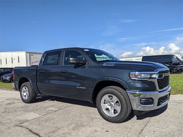 2026 RAM Ram 1500 RAM 1500 LONE STAR CREW CAB 4X2 5'7' BOX