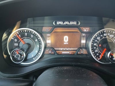 2022 RAM 1500 Big Horn Crew Cab 4x2 5'7' Box