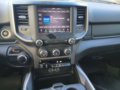 2020 RAM 1500 Big Horn Crew Cab 4x2 5'7' Box