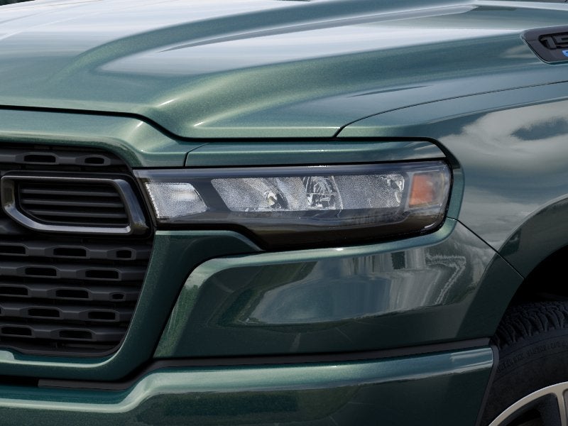 2026 RAM Ram 1500 RAM 1500 EXPRESS CREW CAB 4X2 5'7' BOX