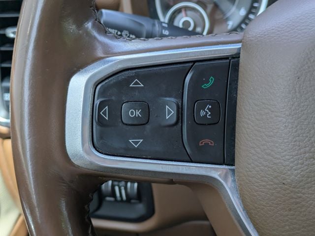 2019 RAM 1500 Laramie Crew Cab 4x2 5'7' Box