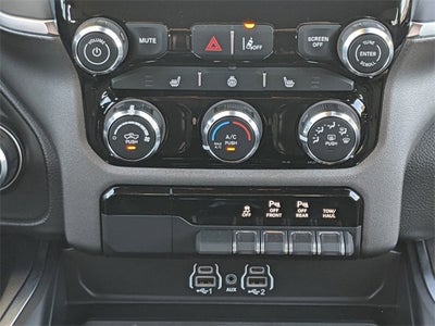 2025 RAM 1500 Big Horn Crew Cab 4x4 5'7' Box