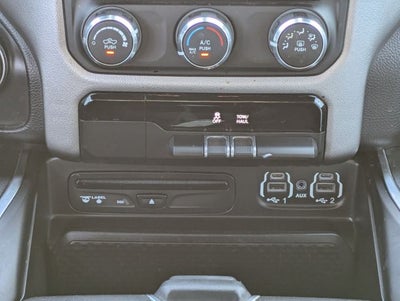 2019 RAM 1500 Big Horn/Lone Star Crew Cab 4x4 5'7' Box