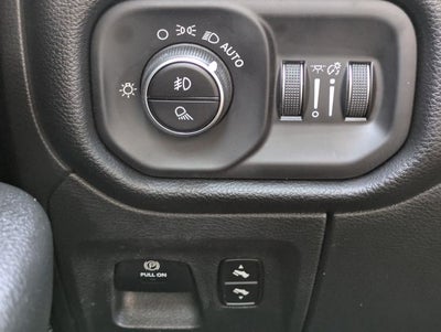 2019 RAM 1500 Big Horn/Lone Star Crew Cab 4x4 5'7' Box