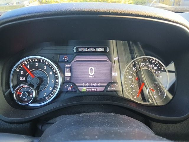 2021 RAM 1500 Big Horn Crew Cab 4x4 5'7' Box