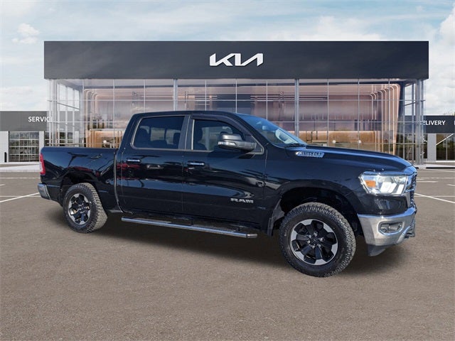 2019 RAM 1500 Big Horn/Lone Star Crew Cab 4x4 5'7' Box