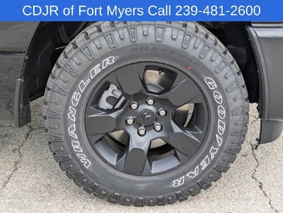 2027 RAM Ram 1500 RAM 1500 WARLOCK CREW CAB 4X4 5'7' BOX