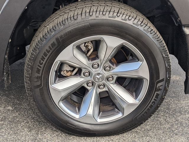 2019 RAM 1500 Limited Crew Cab 4x4 5'7' Box