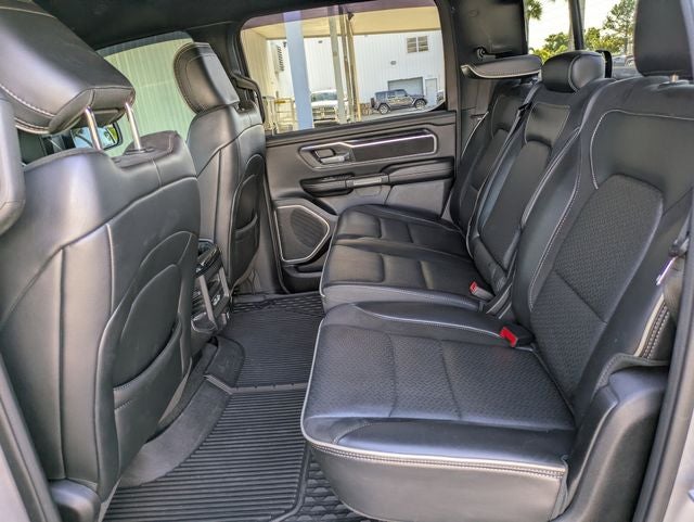 2021 RAM 1500 Laramie Crew Cab 4x4 5'7' Box