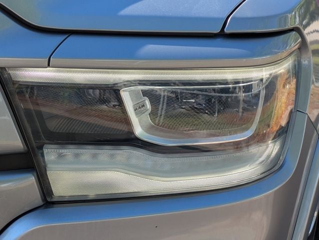 2021 RAM 1500 Laramie Crew Cab 4x4 5'7' Box