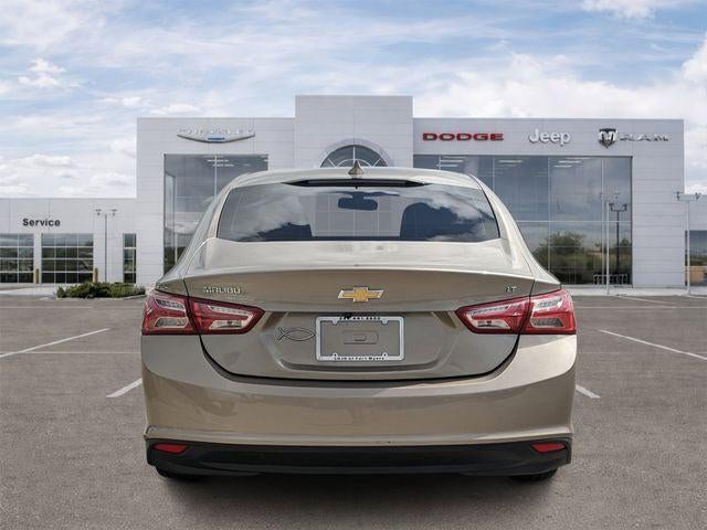 2022 Chevrolet Malibu FWD LT