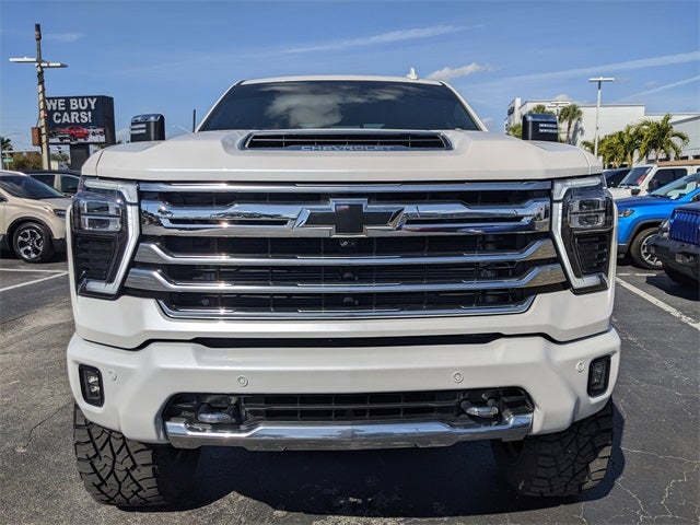 2024 Chevrolet Silverado 2500HD 4WD Crew Cab Standard Bed High Country