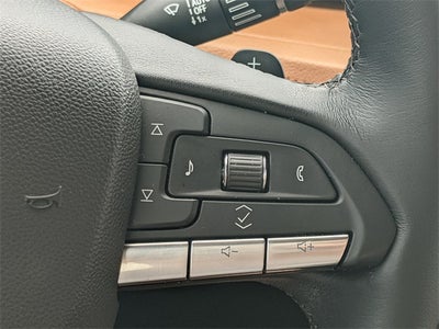 2025 Cadillac XT4 FWD Premium Luxury