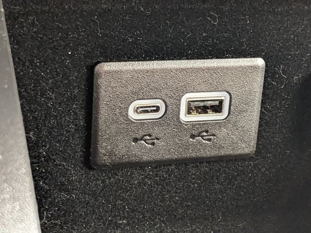 2025 Cadillac XT4 FWD Premium Luxury