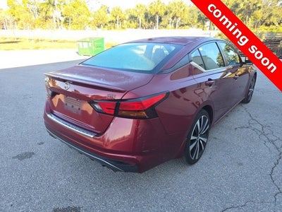2020 Nissan Altima SR FWD