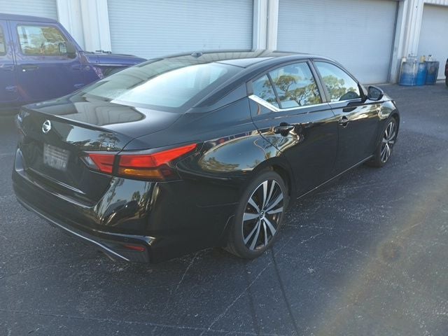 2020 Nissan Altima SR FWD