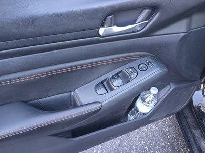 2020 Nissan Altima SR FWD