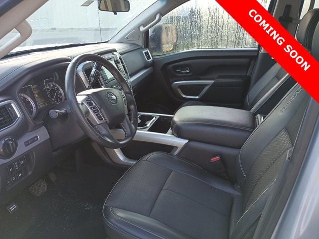 2017 Nissan TITAN PRO-4X