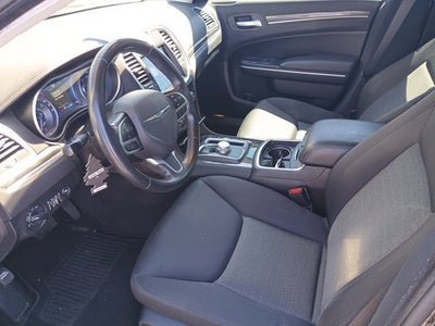 2019 Chrysler 300 Touring
