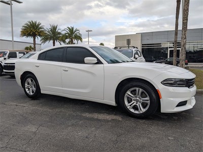 2020 Dodge Charger SXT RWD