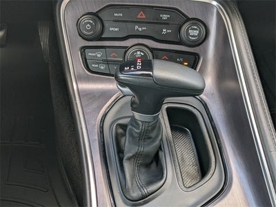 2017 Dodge Challenger SXT Plus