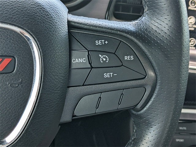 2017 Dodge Challenger SXT Plus