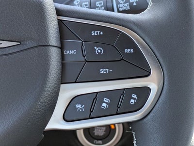 2027 Chrysler Pacifica PACIFICA SELECT