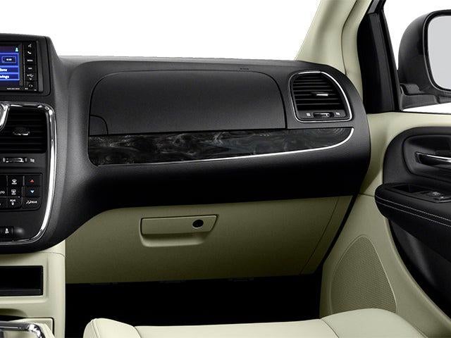 2013 Chrysler Town & Country Touring