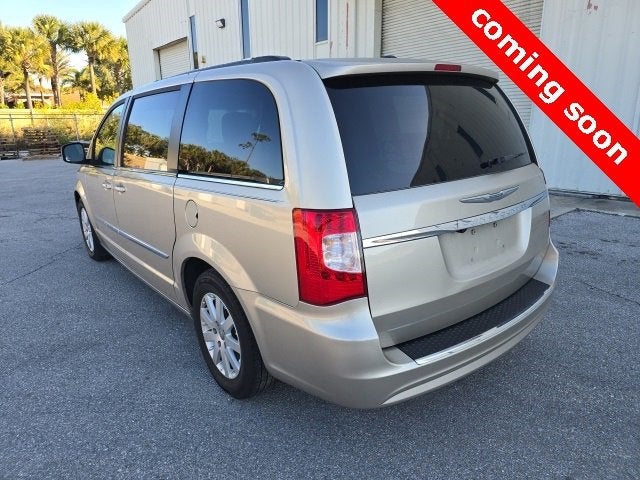 2013 Chrysler Town & Country Touring