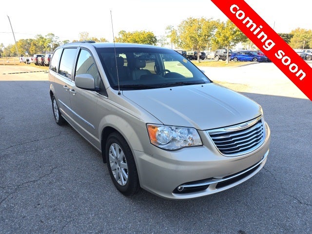 2013 Chrysler Town & Country Touring
