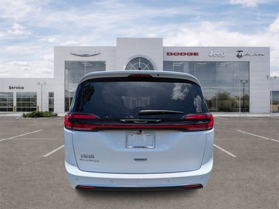 2027 Chrysler Pacifica PACIFICA SELECT