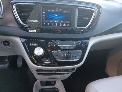 2021 Chrysler Voyager LXI