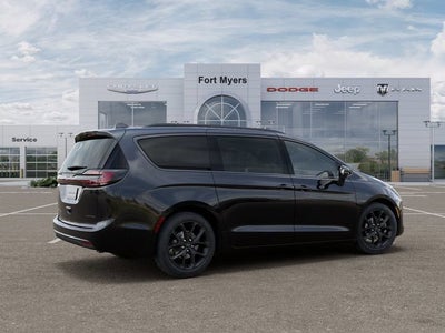 2027 Chrysler Pacifica PACIFICA LIMITED