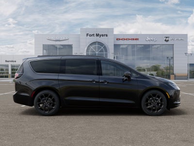 2027 Chrysler Pacifica PACIFICA LIMITED