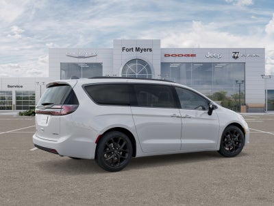 2026 Chrysler Pacifica PACIFICA LIMITED