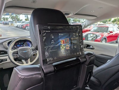 2018 Chrysler Pacifica Hybrid Limited